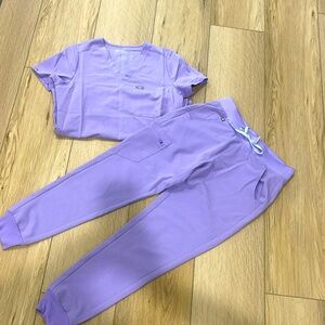 Figs lavender size small jogger